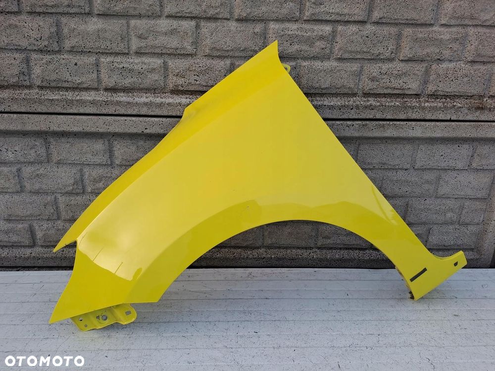 SUZUKI SWIFT MK8 17-23 BŁOTNIK PRZEDNI LEWY ORYGINAŁ - 1