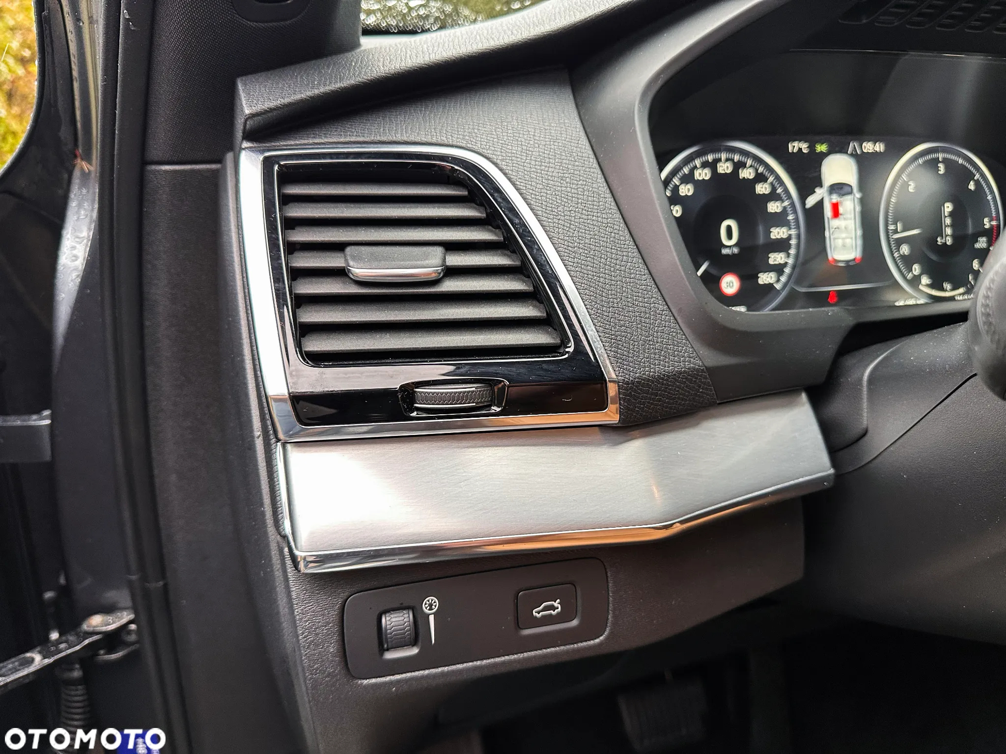 Volvo XC 90 D5 AWD Momentum 7os - 17