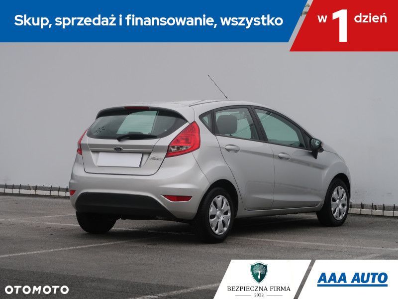 Ford Fiesta - 6