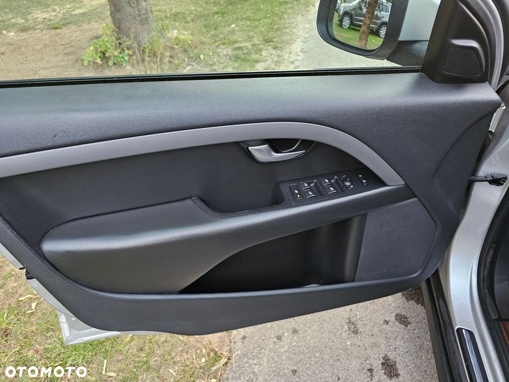 Volvo V70 2.0 - 17