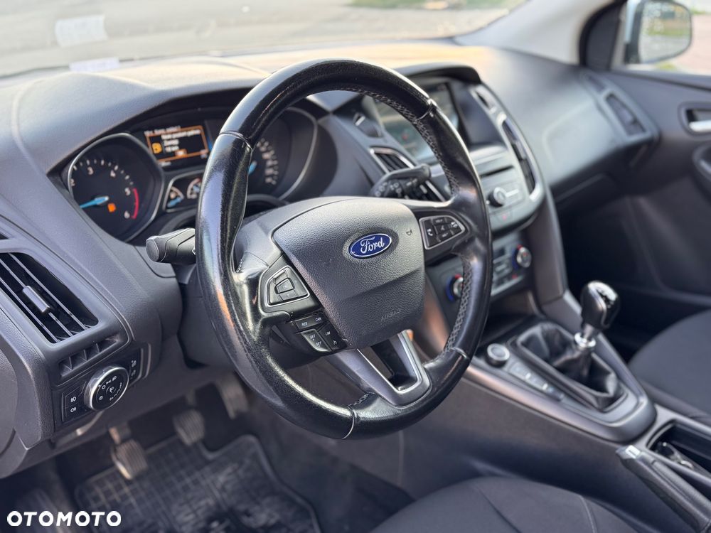 Ford Focus 1.5 TDCi Titanium ECOnetic ASS - 13