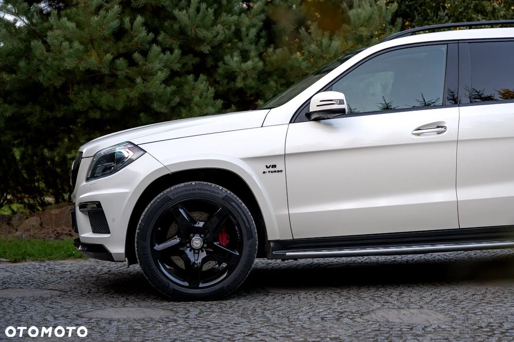 Mercedes-Benz GL 63 AMG 4Matic AMG Speedshift Plus 7G-TRONIC - 16