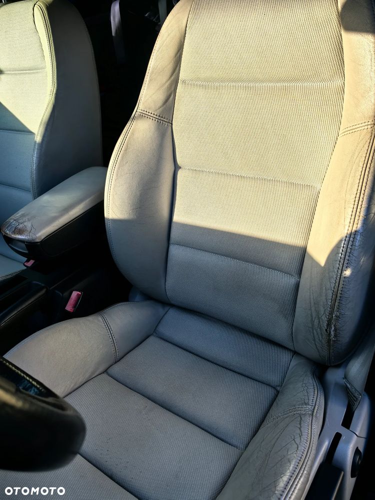 Audi A4 Avant 1.8 T quattro - 8