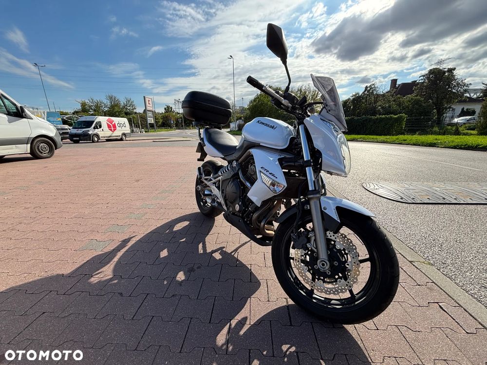 Kawasaki ER - 2