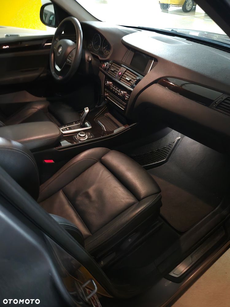 BMW X3 xDrive20d xLine - 11