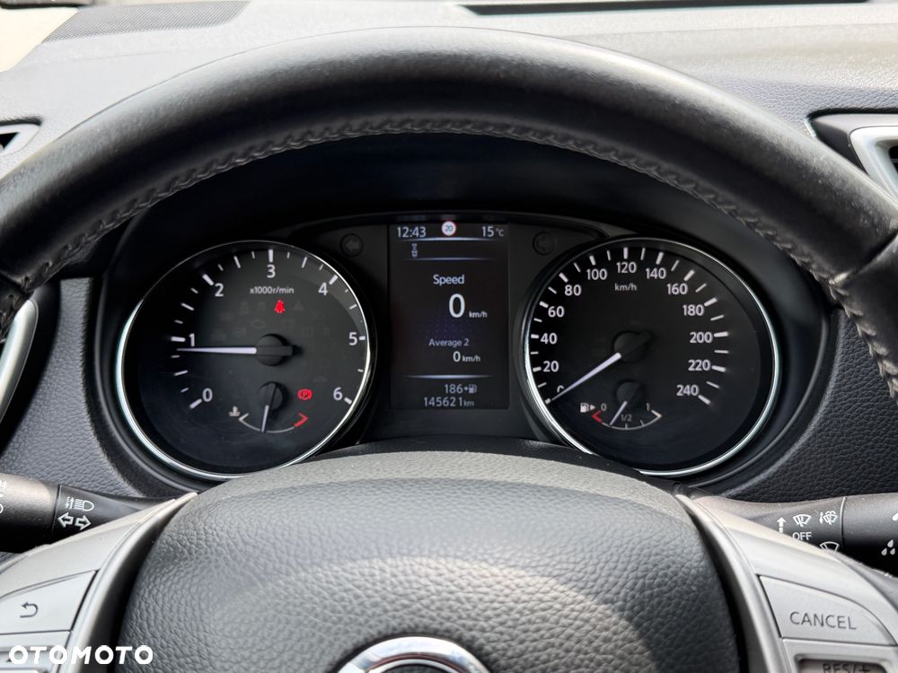 Nissan Qashqai 1.6 DCi Tekna+ - 17