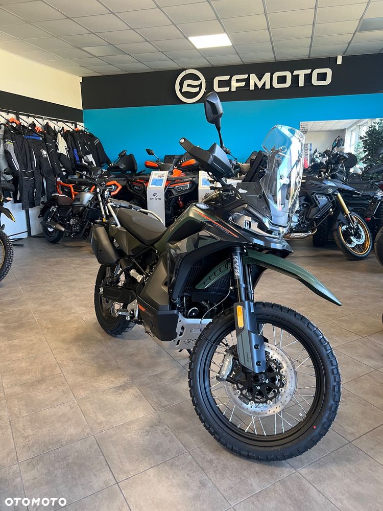 CFMoto 1000 MT-X - 1