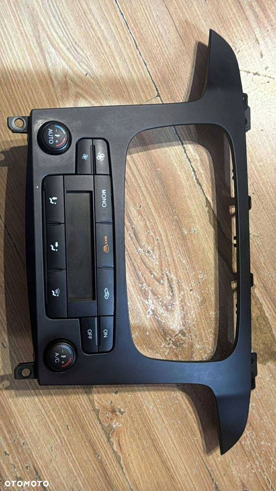 ramka radia z panelem klimatyzacji ford s-max mk1 - 1