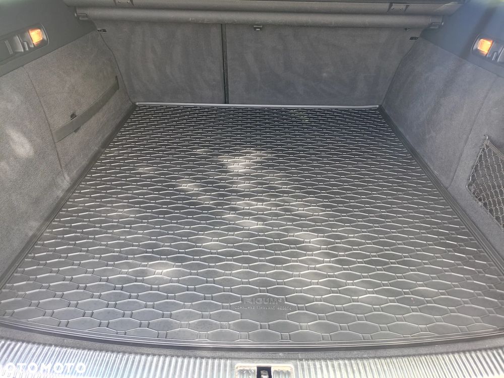 Audi A6 Avant 2.0 TDI DPF multitronic - 31