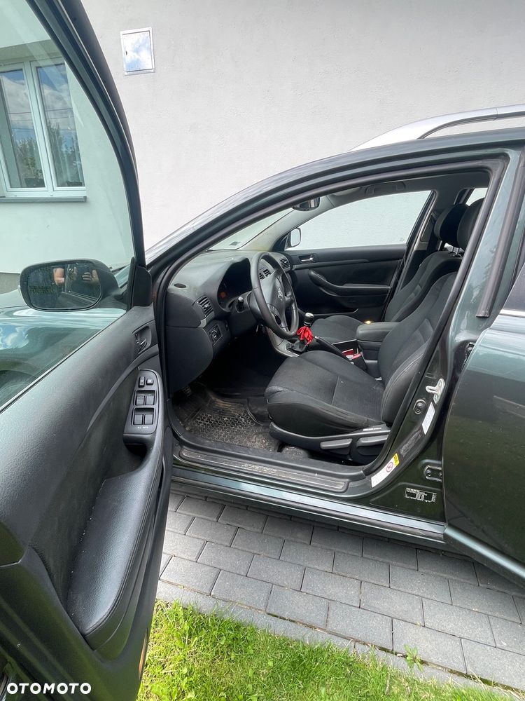 Toyota Avensis 2.0 D-4D Luna - 7