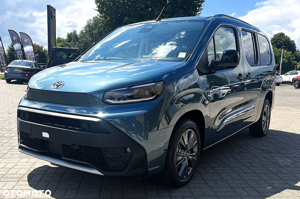 Toyota Proace City Verso Long 1.5 D-4D Family - 2