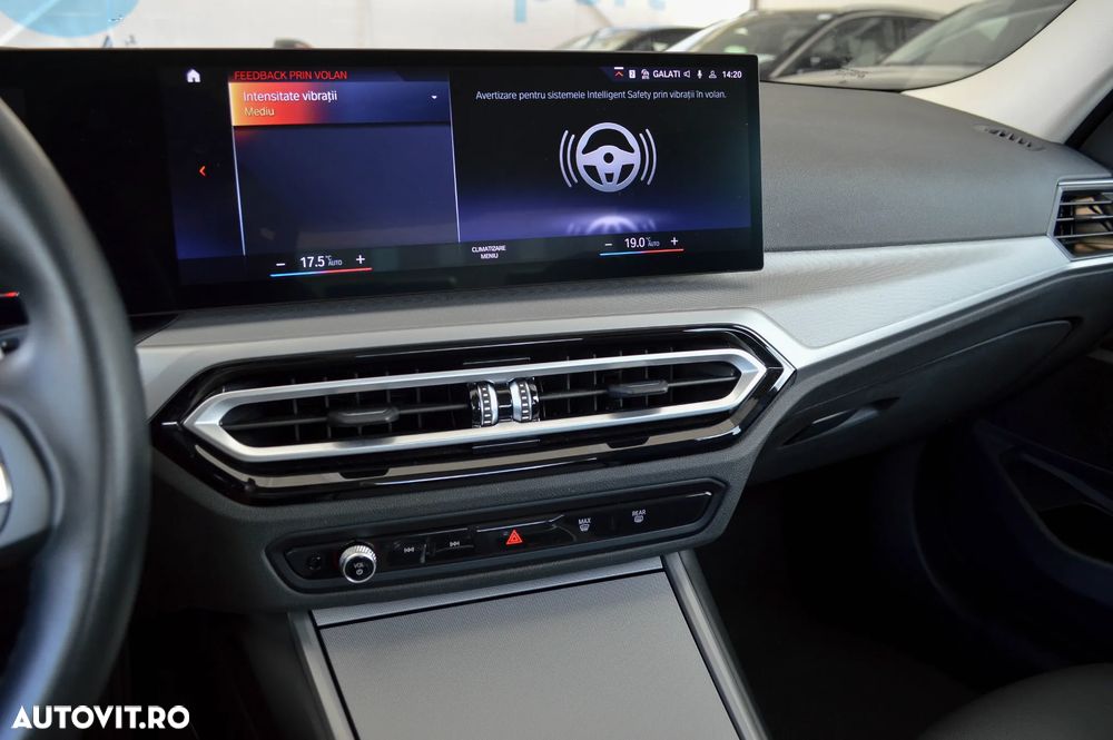 BMW Seria 3 320i AT - 30