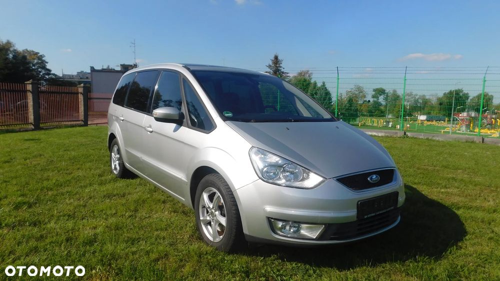 Ford Galaxy - 16