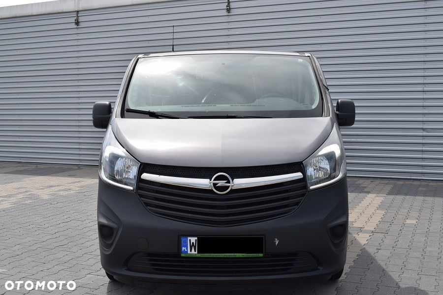 Opel Vivaro - 10