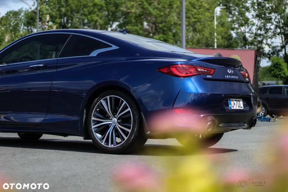Infiniti Q60 2.0t Premium - 11