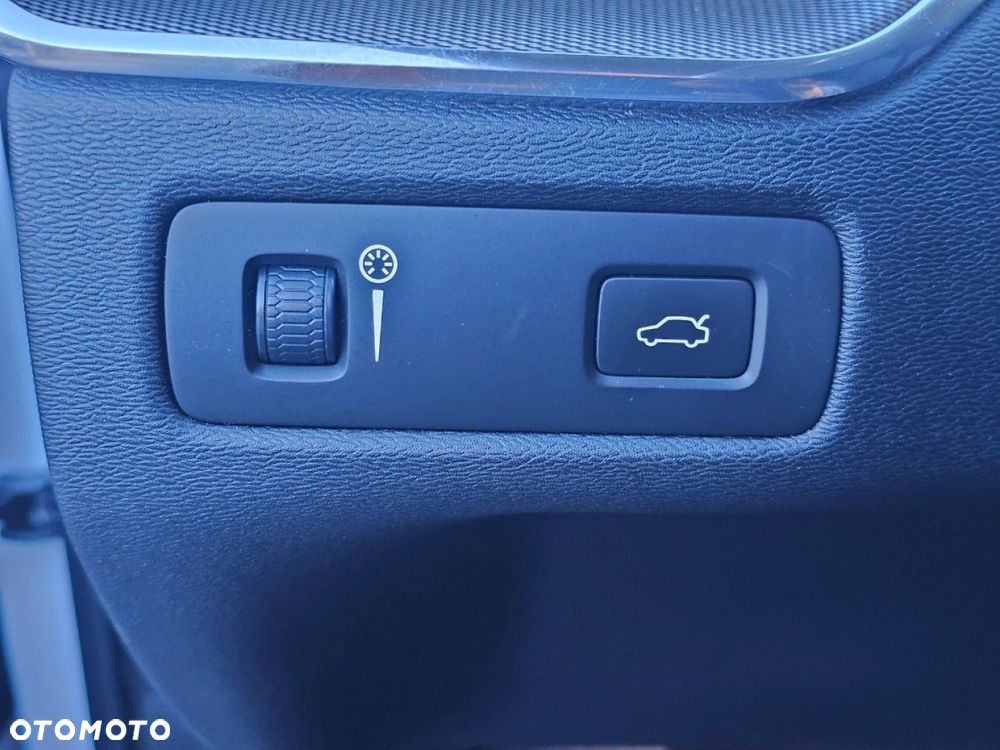 Volvo XC 60 - 28