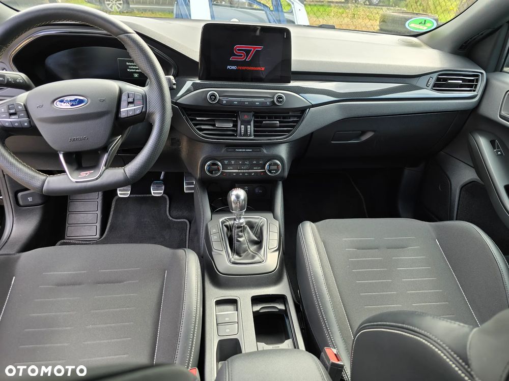 Ford Focus 2.3 EcoBoost S&S ST - 3