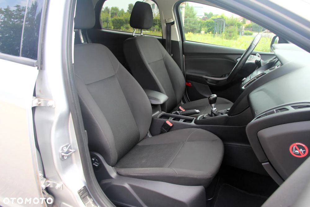 Ford Focus 1.6 TDCi DPF Start-Stopp-System Business - 17