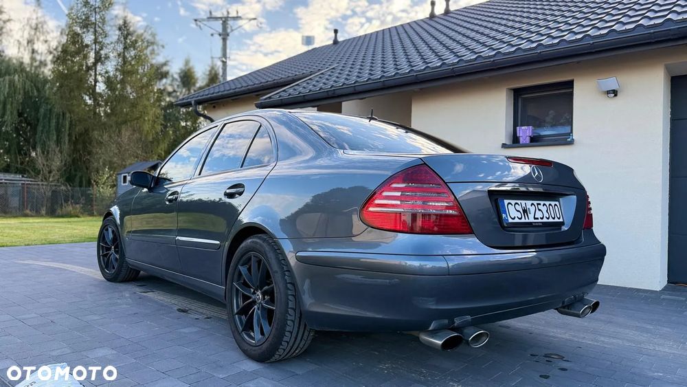 Mercedes-Benz Klasa E - 6