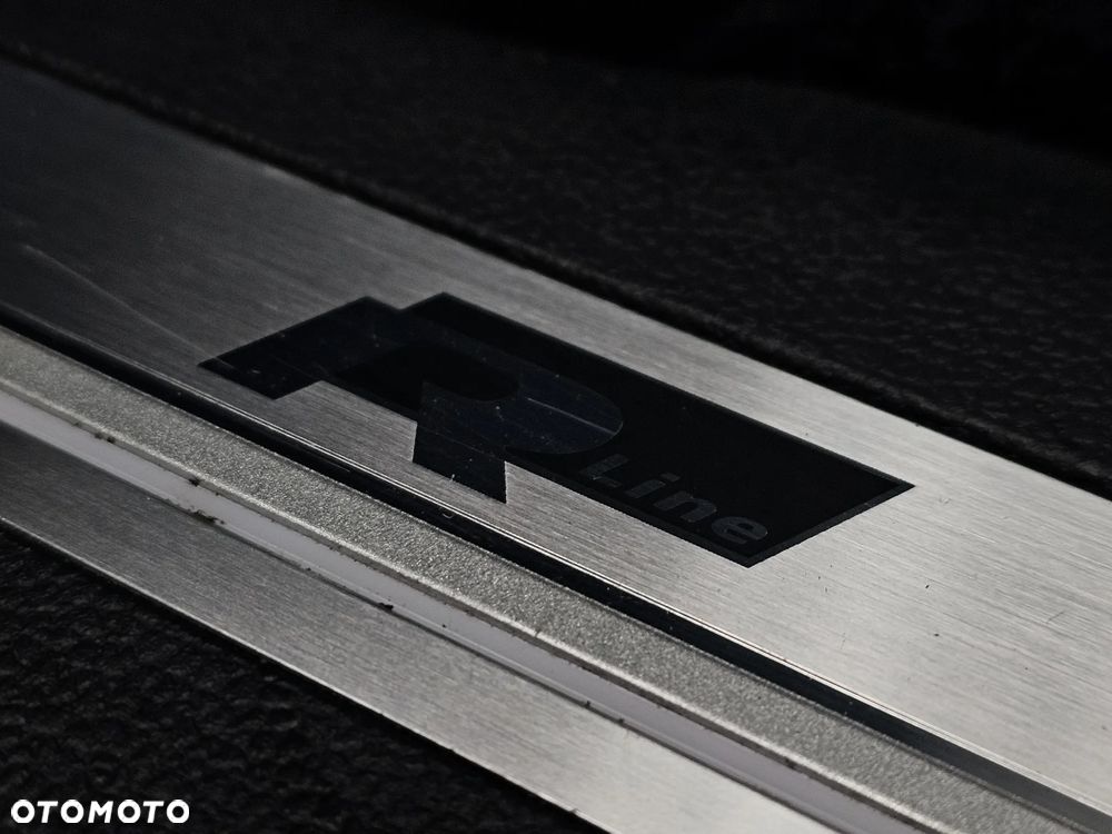 Volkswagen Tiguan 2.0 TDI SCR R-Line - 16