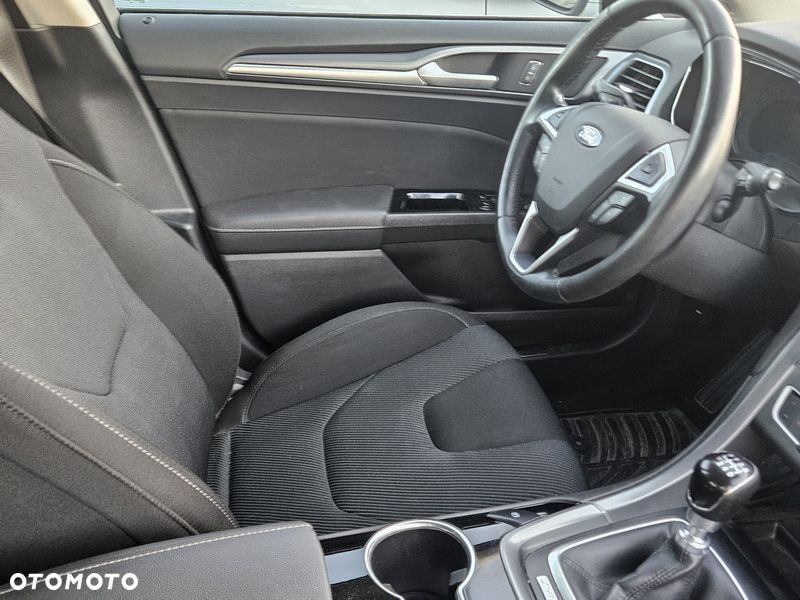 Ford Mondeo - 17