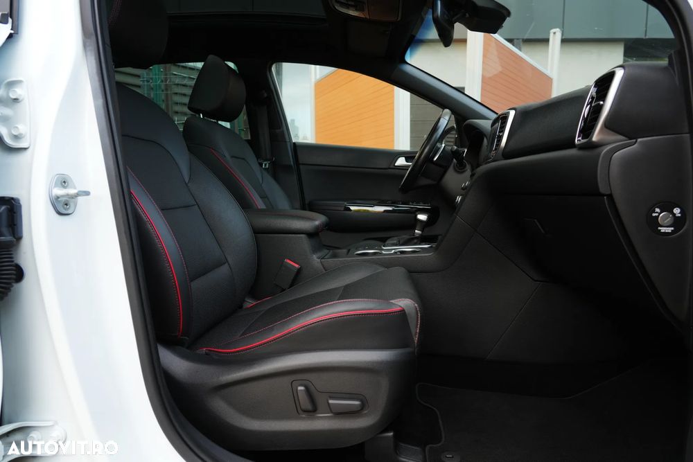 Kia Sportage 2.0 CRDI AWD Eco-Dynamics+ (48V M-H) Aut. GT LINE - 9