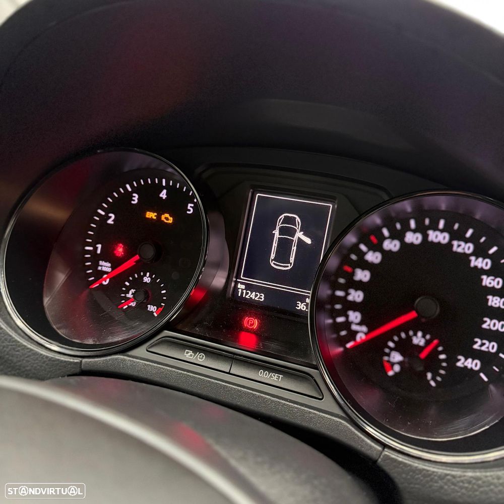 VW Polo 1.0 (Blue Motion ) Comfortline - 9