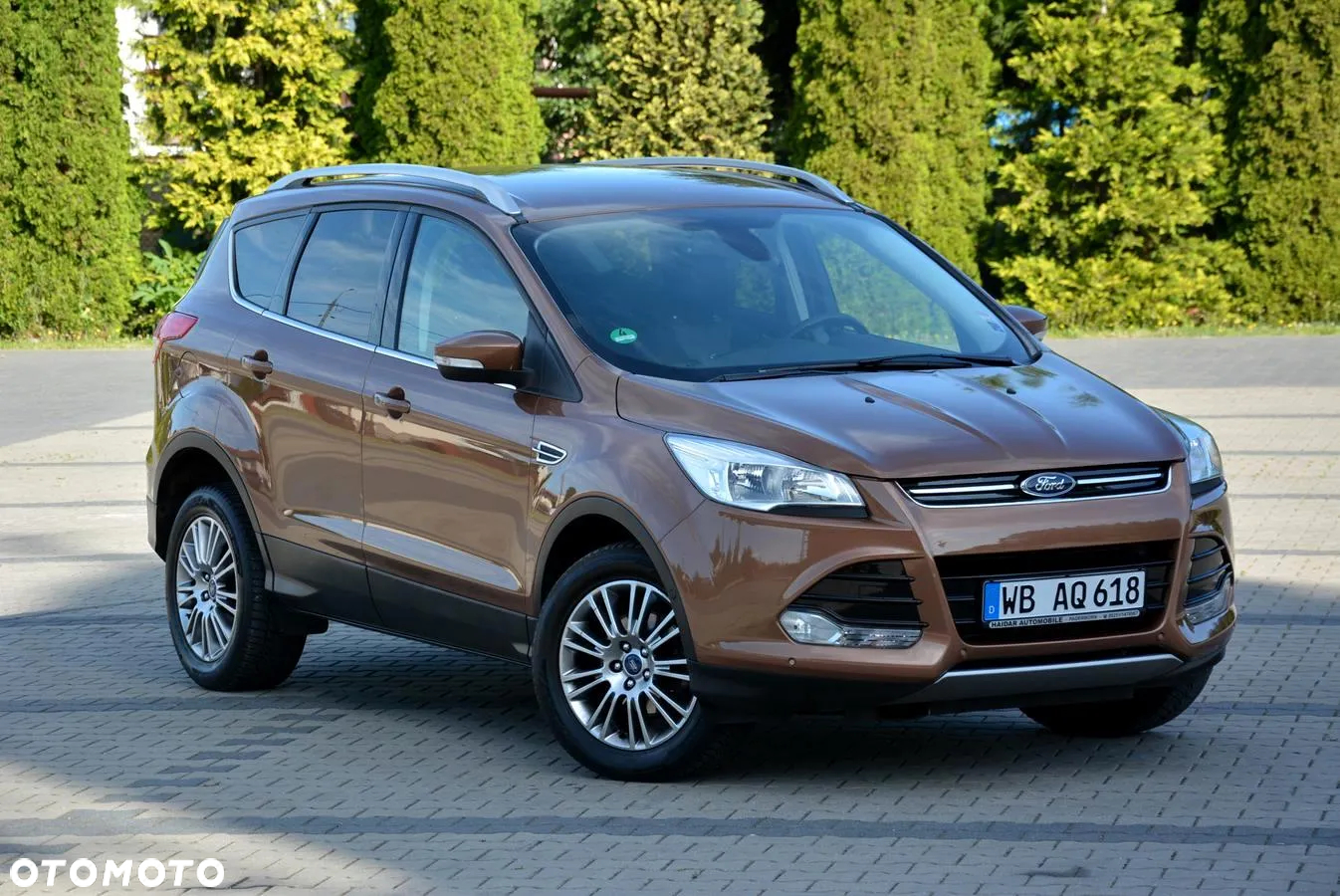 Ford Kuga 1.6 EcoBoost 2x4 Titanium - 2