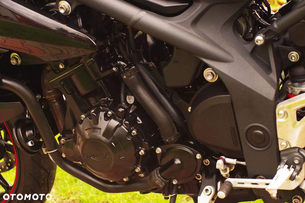 Triumph Street Scrambler - 34