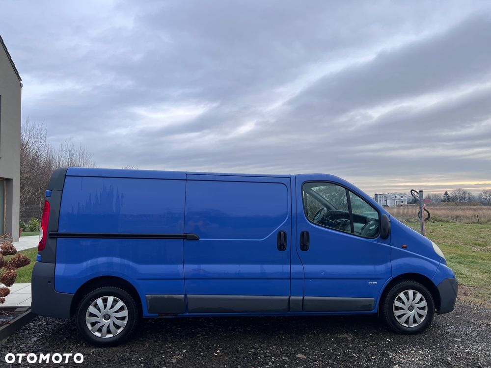 Opel Vivaro - 3