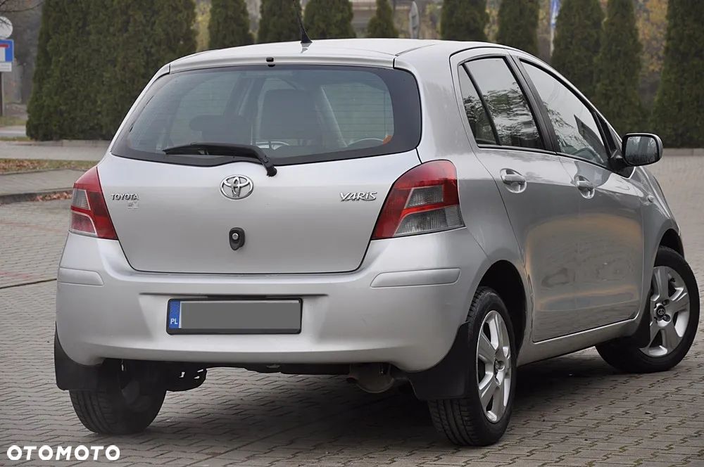 Toyota Yaris 1.33 Prestige - 8