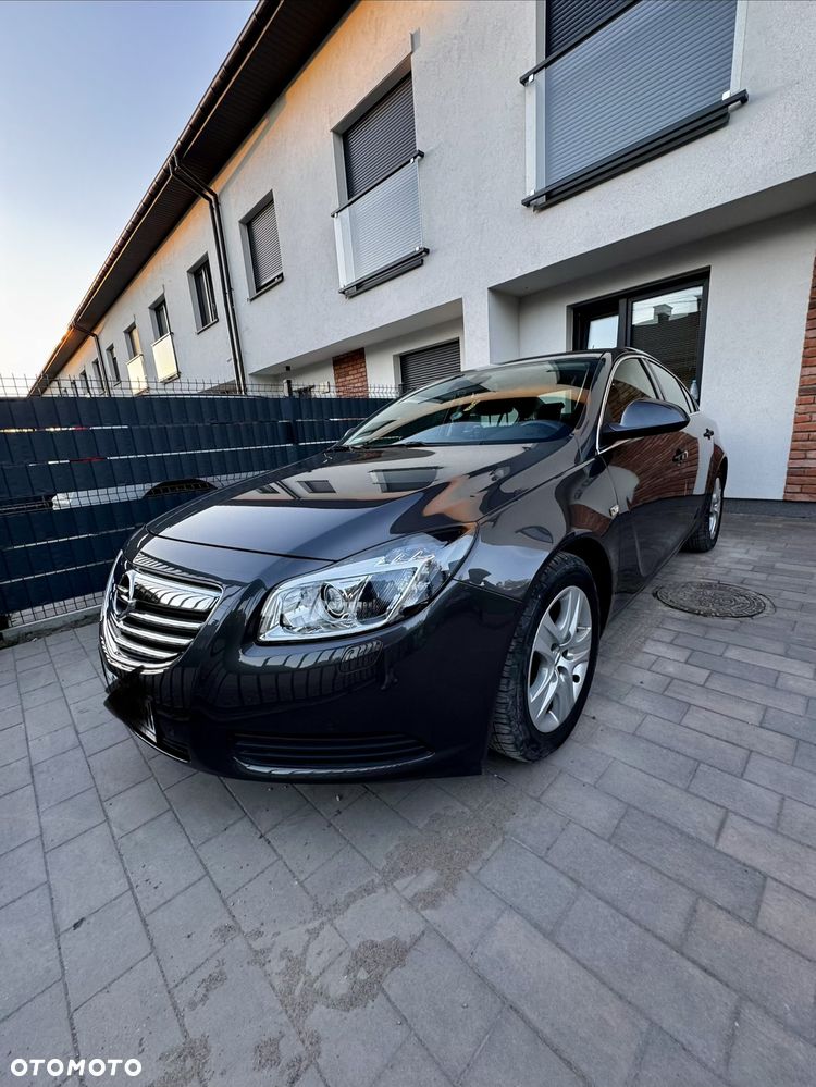Opel Insignia 1.8 Edition - 1