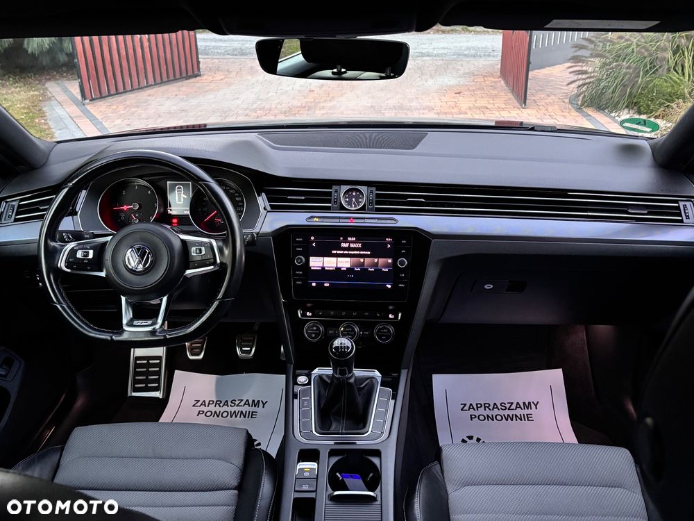 Volkswagen Passat 2.0 TDI SCR Elegance - 23