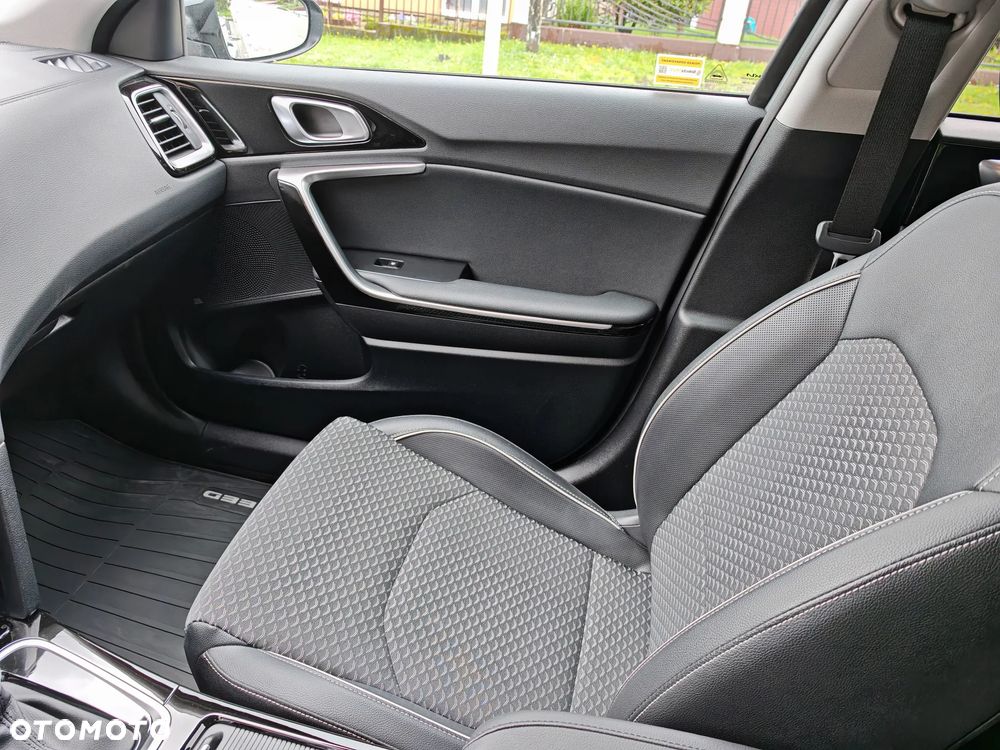 Kia XCeed 1.5 T-GDI Business Line DCT - 8