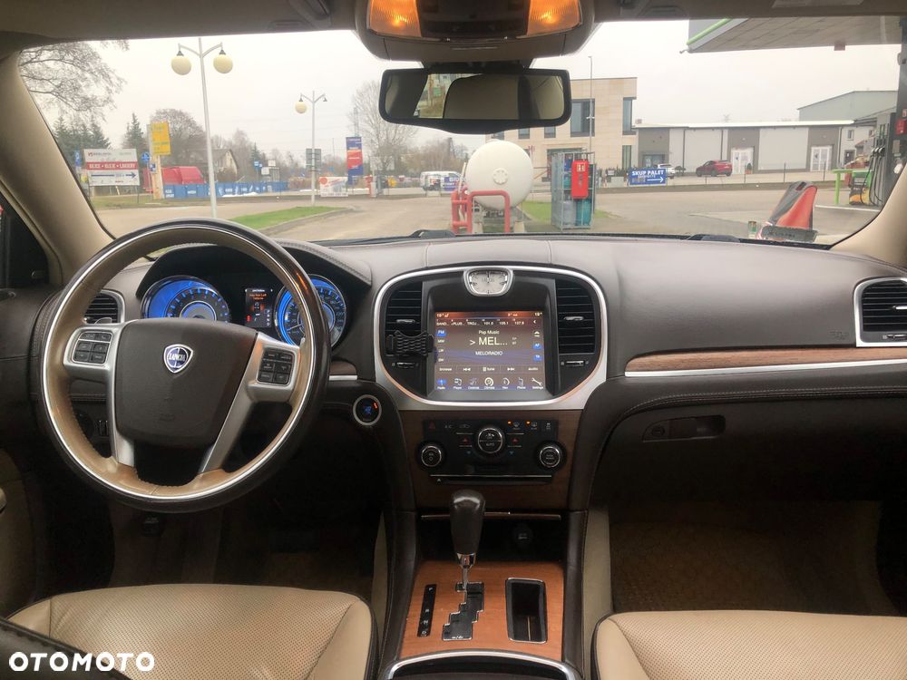 Lancia Thema 3.0CRD Platinum - 9