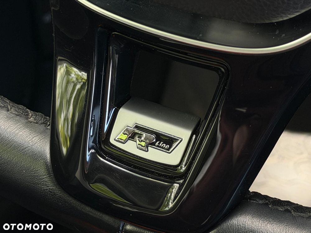 Volkswagen Golf - 16