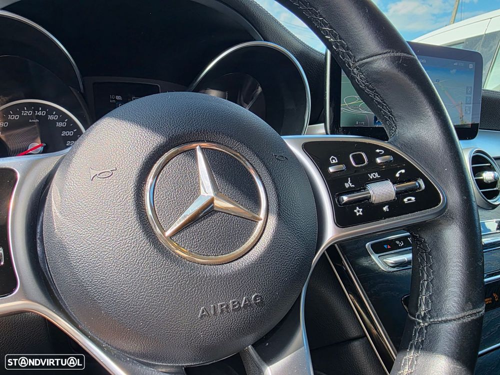 Mercedes-Benz GLC 300 - 21