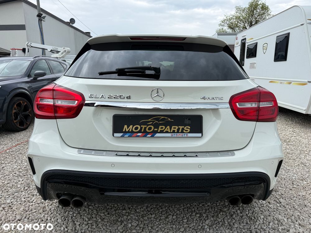 Mercedes-Benz GLA - 2