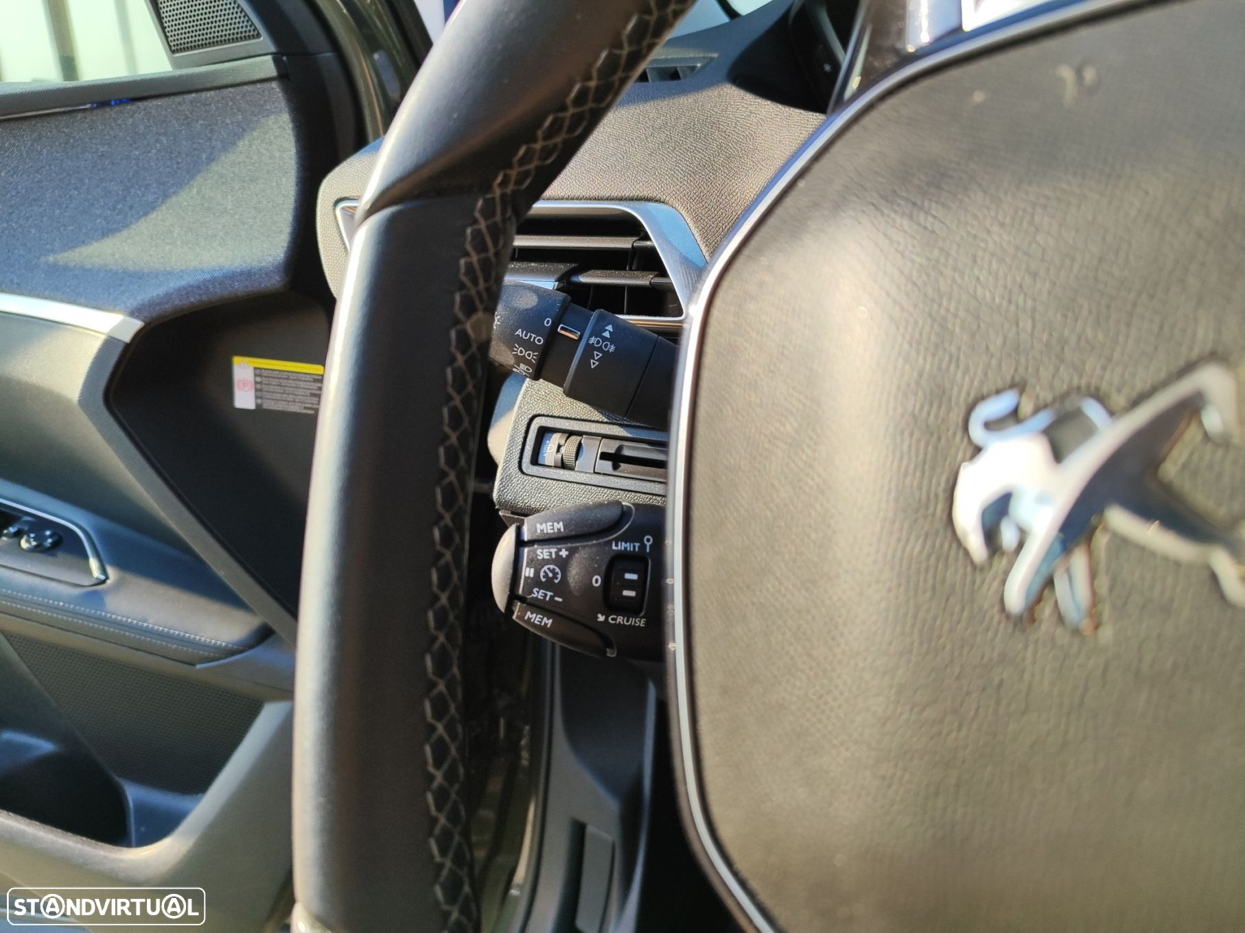 Peugeot 3008 1.5 BlueHDi Allure - 20