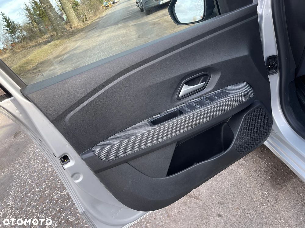 Dacia Sandero TCe 90 CVT Expression - 16