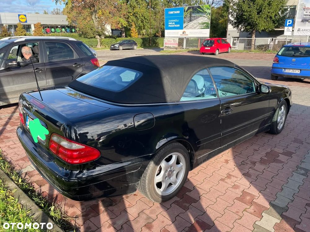 Mercedes-Benz CLK - 22