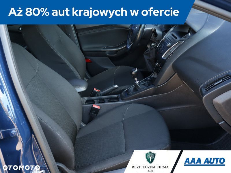 Ford Focus - 10