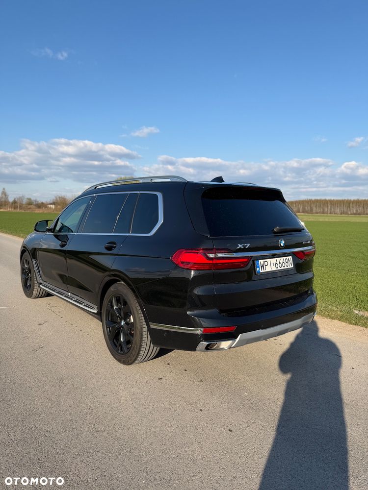 BMW X7 xDrive40i - 2