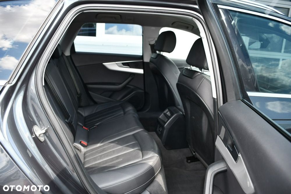 Audi A4 Avant 2.0 TDI ultra S tronic design - 33