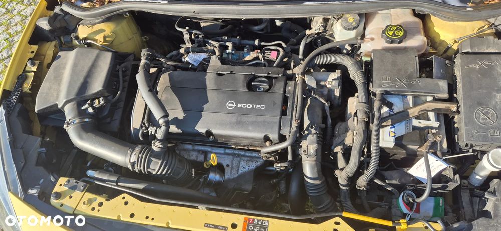 Opel Astra 1.6 T Sport - 19