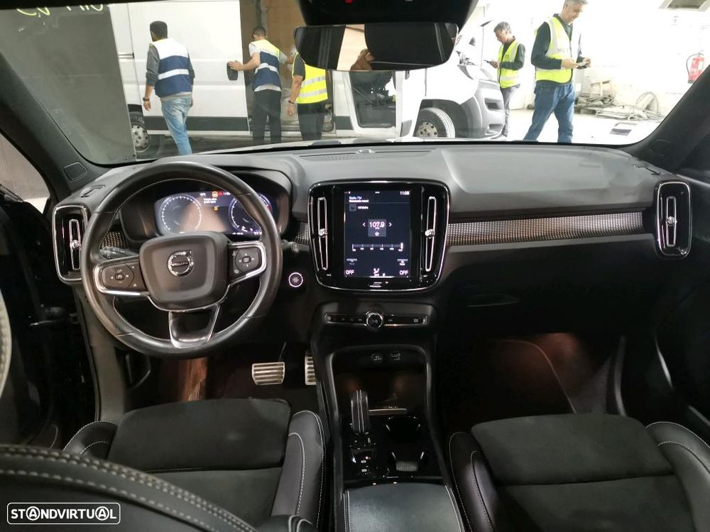 Volvo XC 40 1.5 T2 R-Design Geartronic - 10