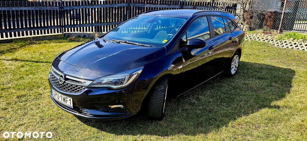 Opel Astra 1.6 CDTI Enjoy - 1