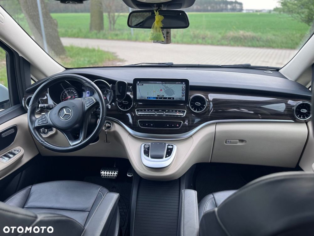 Mercedes-Benz Klasa V 300 d lang 4Matic 9G-TRONIC Avantgarde Edition 2020 - 21