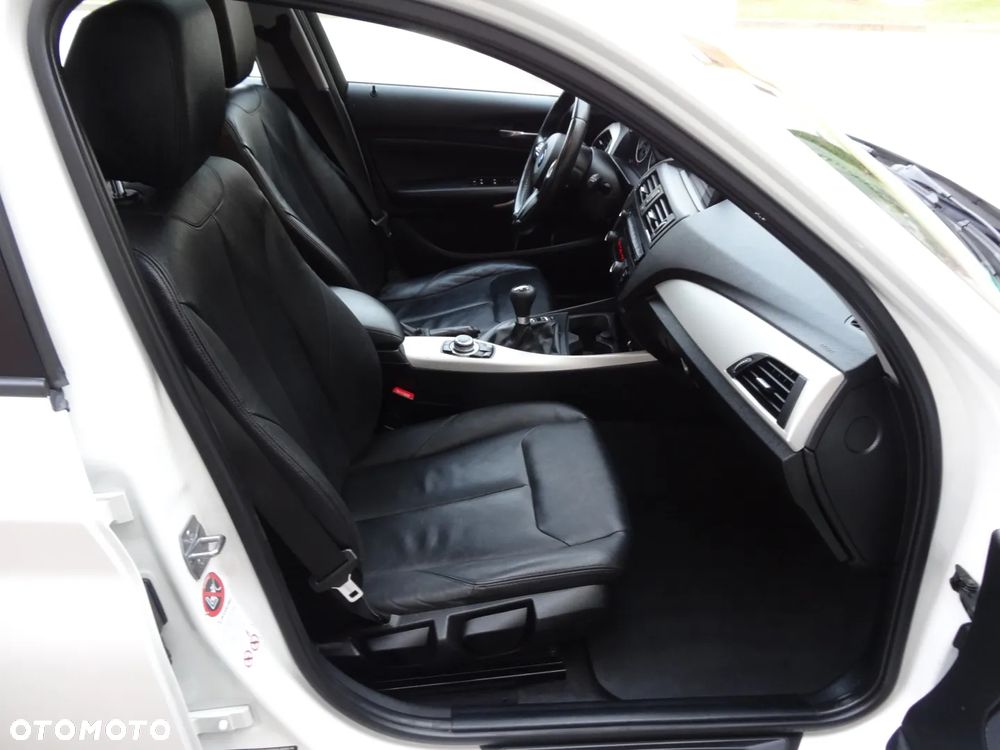 BMW Seria 1 116d DPF Edition Sport - 24