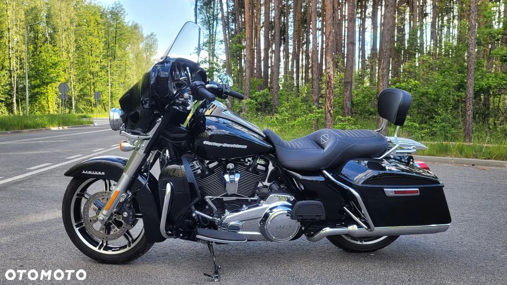 Harley-Davidson Touring Ultra Limited - 4